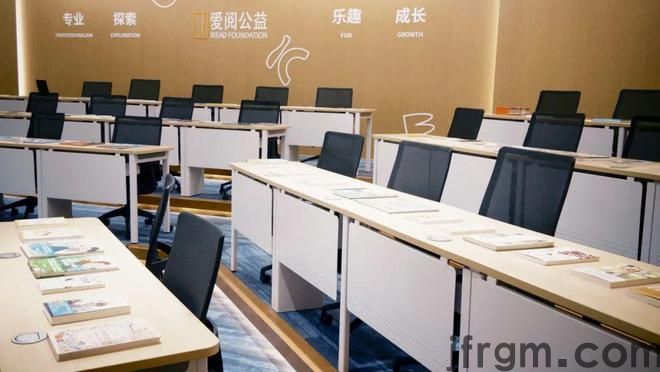 世界地球日 《和四季做游戏》入选2025年“生态童书60”（附完整书单）(图1)