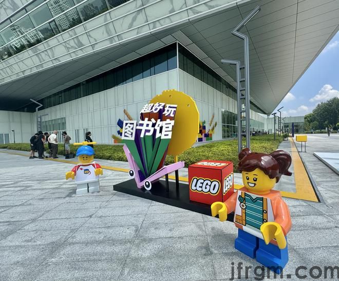 天马行空的想象成为现实“超好玩图书馆”让孩子们在玩乐中释放“超能力”(图1)